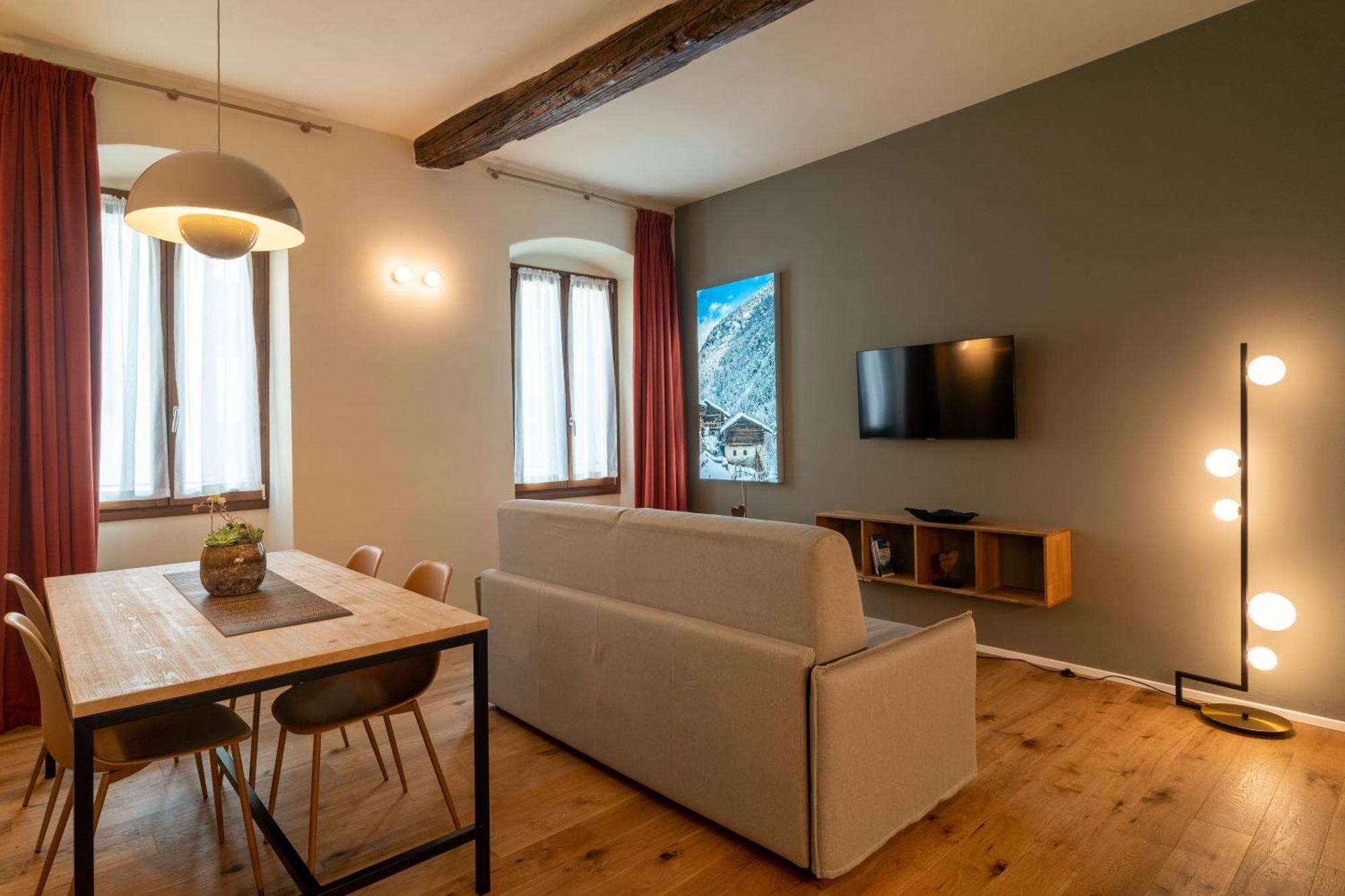 Aosta Holiday Apartments - Sant'Anselmo Exterior photo